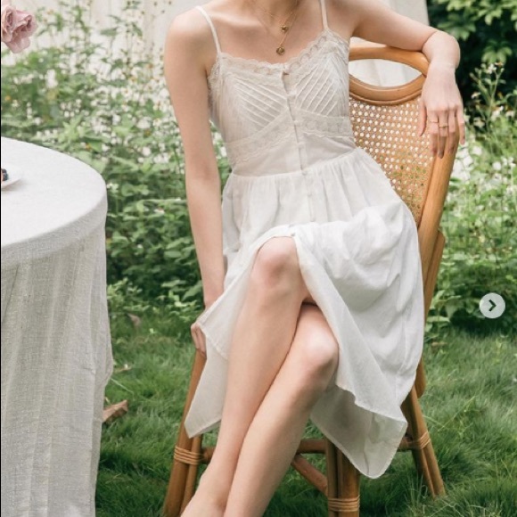 Simple Retro Adela Cotton Camisole Dress - Picture 2 of 3